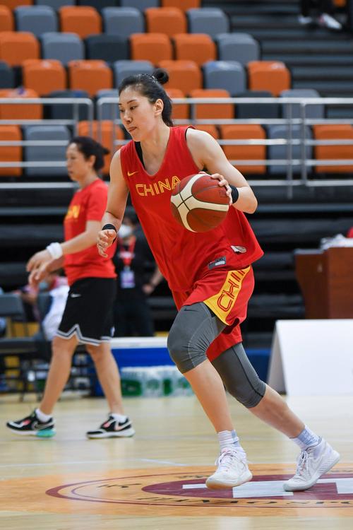 中国女篮亚运会夺冠：重回亚洲之巅