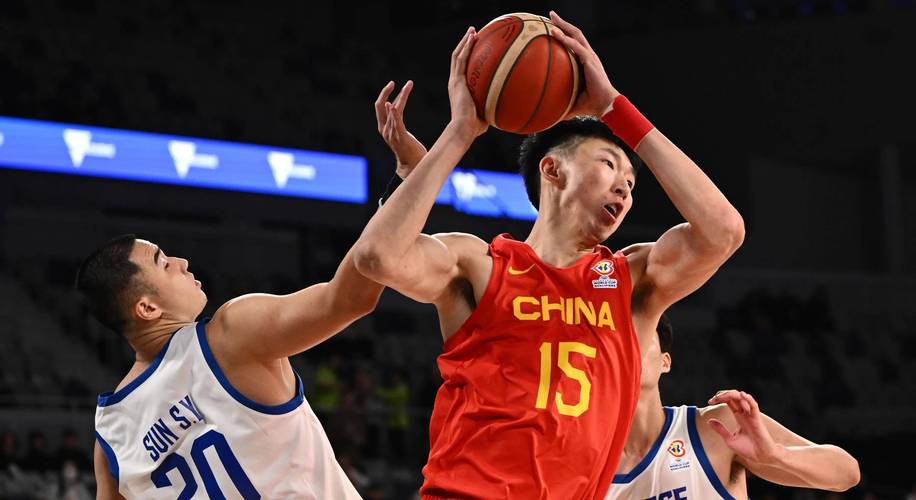 赵睿惊艳表现，中国男篮不敌菲律宾男篮，无缘亚运会总决赛