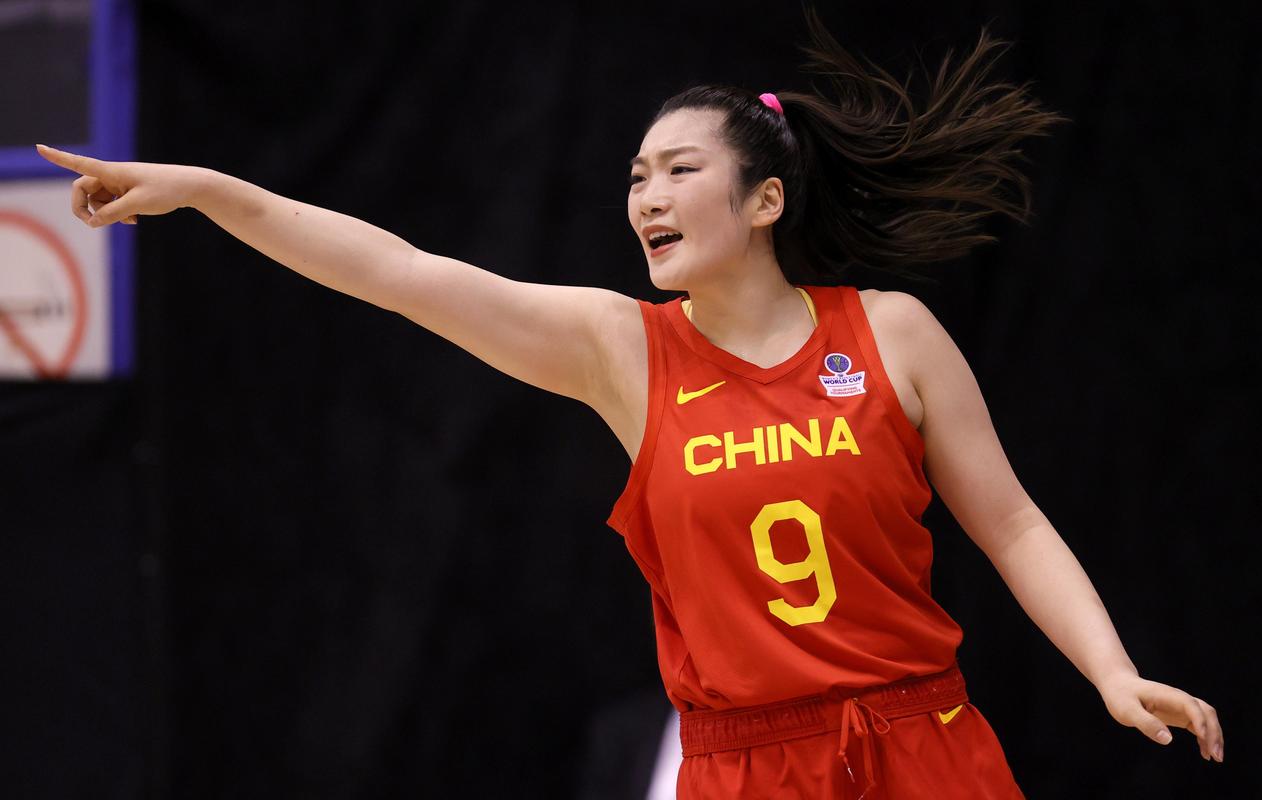 中国女篮再登亚洲之巅：冠军背后的故事
