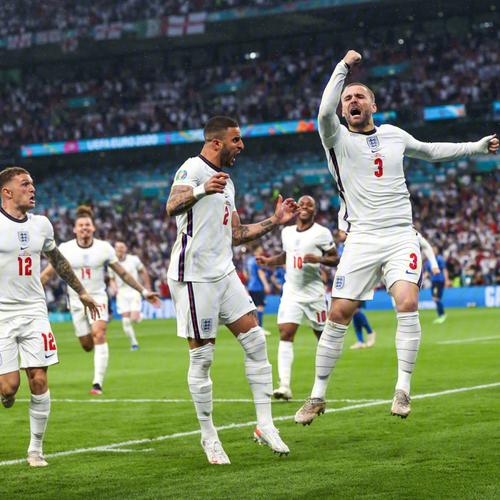 英格兰足球队与美国足球队实力对比及胜负预测