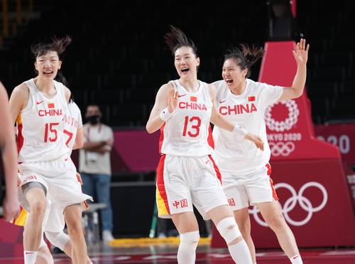 中国军团亚运会再创辉煌，女篮独领风骚，日本队后程发力