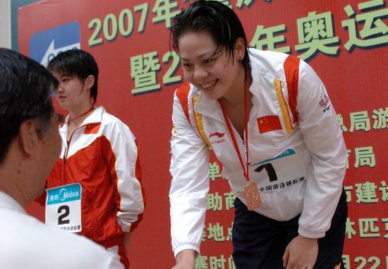 徐妍玮：中国新生代女足的代表人物和游泳运动员