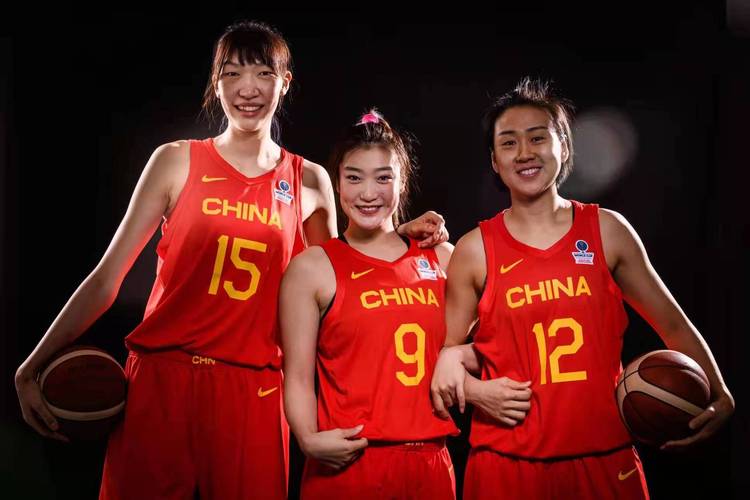 中国女篮击败日本队，成功卫冕亚运会冠军，韩旭助力斩获五冠王