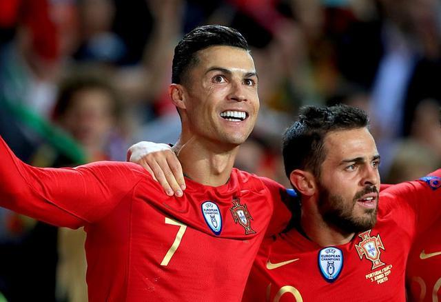 C罗与梅西：葡萄牙与阿根廷的足球对决