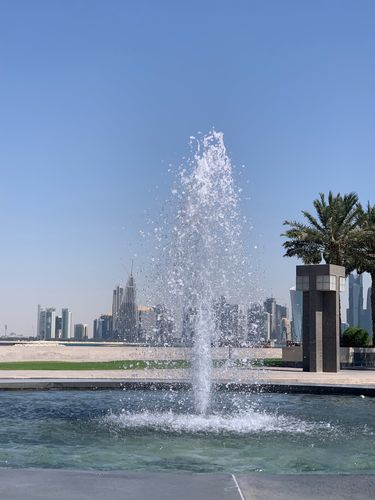 多哈：卡塔尔的首都和文化经济中心