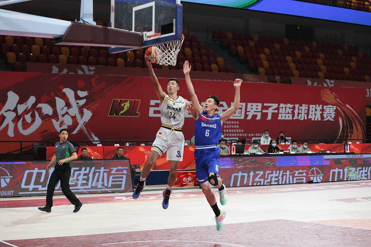 中国NBL联赛：顶级篮球赛事，助力中国篮球事业
