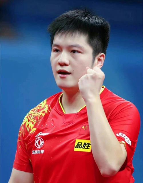 马龙击败樊振东，再次成为国际乒联总决赛男单冠军
