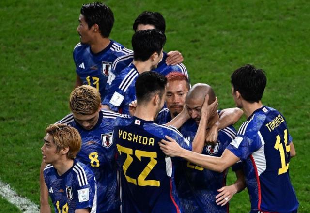 日本队对决克罗地亚队：世界杯1/8决赛的强大对决