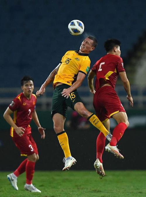 中国男足迎战越南：力争胜利，向世界杯进发