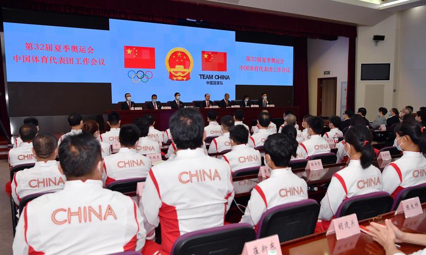中国代表团第45个入场，旗手雷声引领，期待奥运赛场上的精彩表现