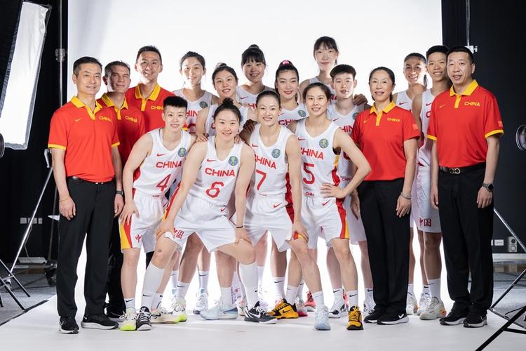 中国女篮中锋韩旭入选WNBA：备受期待的新星将为中国篮球事业增添色彩