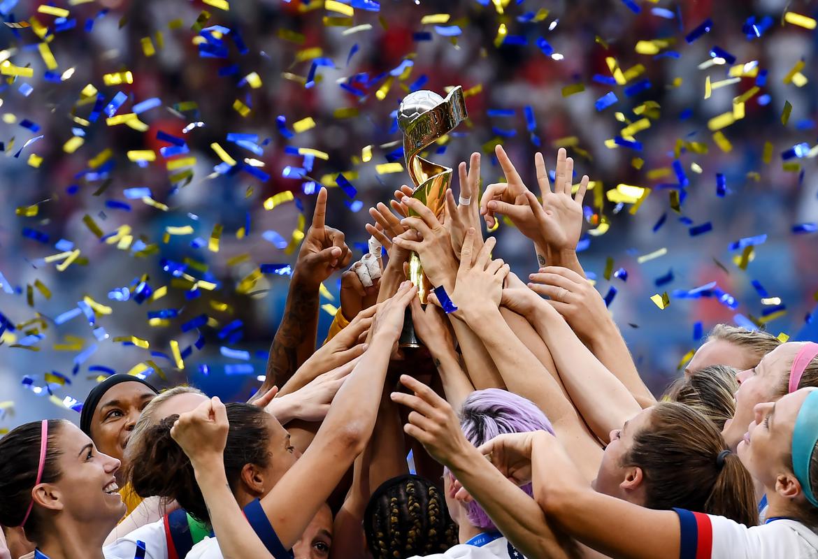 世界杯小组赛结束：法国、澳大利亚、阿根廷、波兰晋级淘汰赛