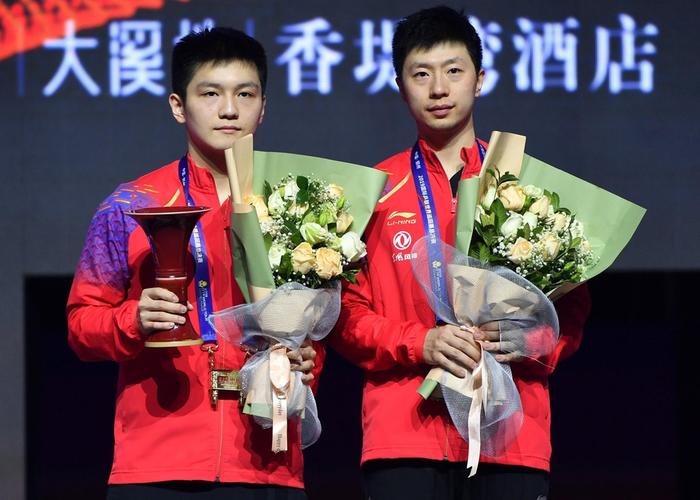 马龙击败樊振东，再次夺得国际乒联总决赛男单冠军