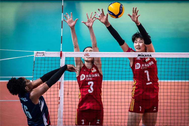 中国女排世锦赛四连胜：零封捷克，全力冲击决赛！