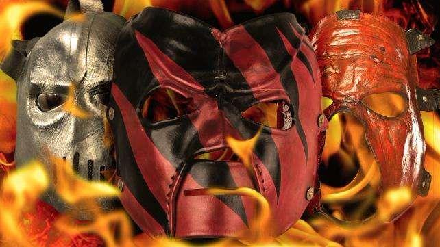 WWE传奇人物凯恩：神秘面具下的真实面貌