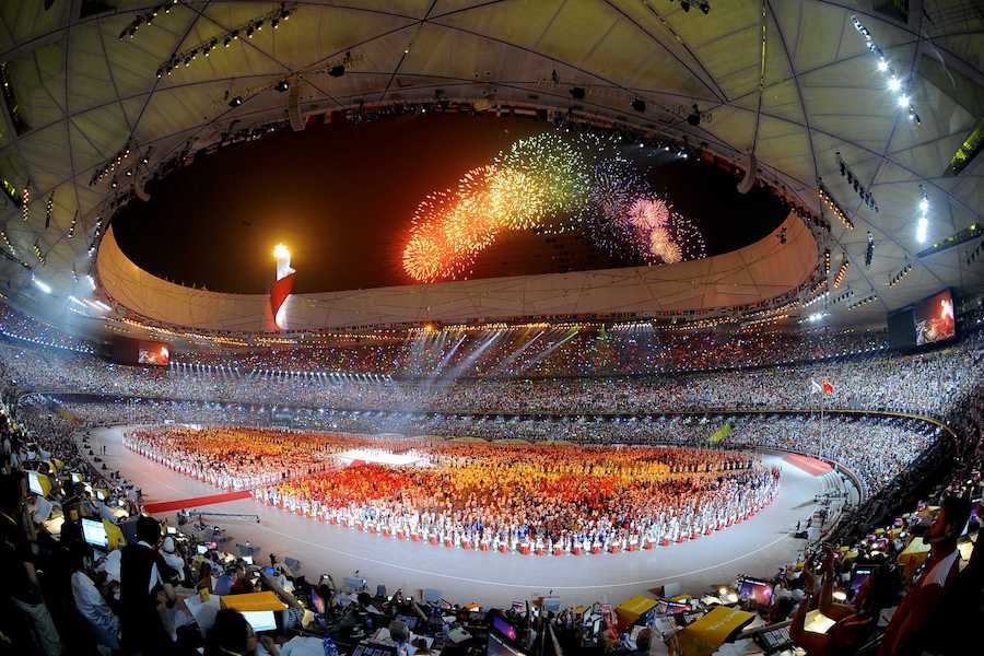 北京申奥成功：中国百年奥运梦想实现