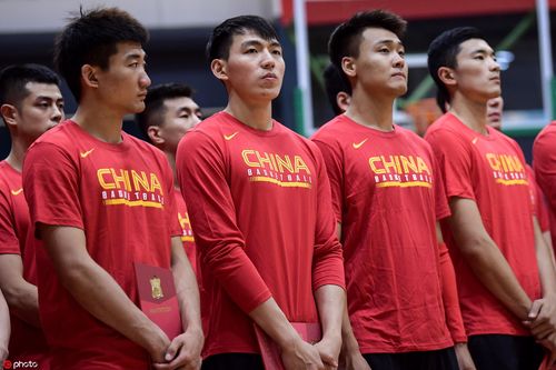 中国男篮对巴林比分结果，中国男篮击败巴林队!