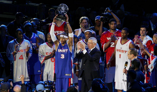回顾2001年NBA总决赛:艾弗森虽败犹荣
