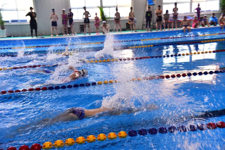 奥运会游泳比赛冠军历史排名一览