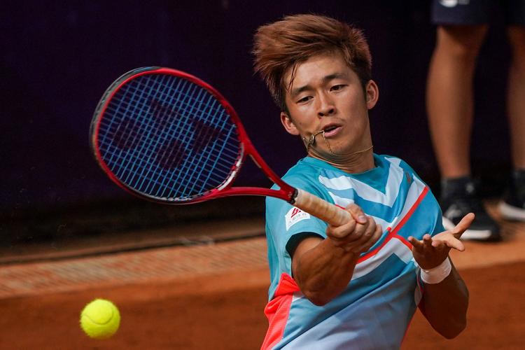 李娜教练引领中国网球走向世界：新一代选手崭露头角