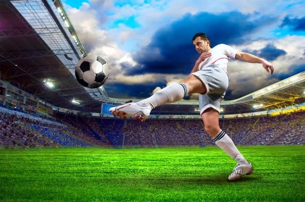 无知酒蒙子对校园足球及中国足球的影响：剖析与反思