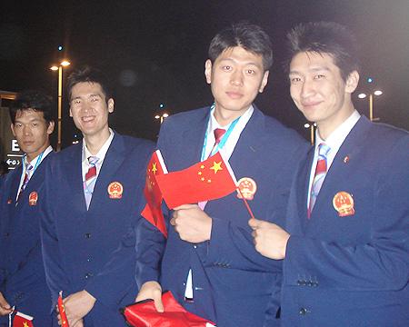 中国代表团盛装亮相东京奥运会：431名运动员蓄势待发，共创历史新篇章