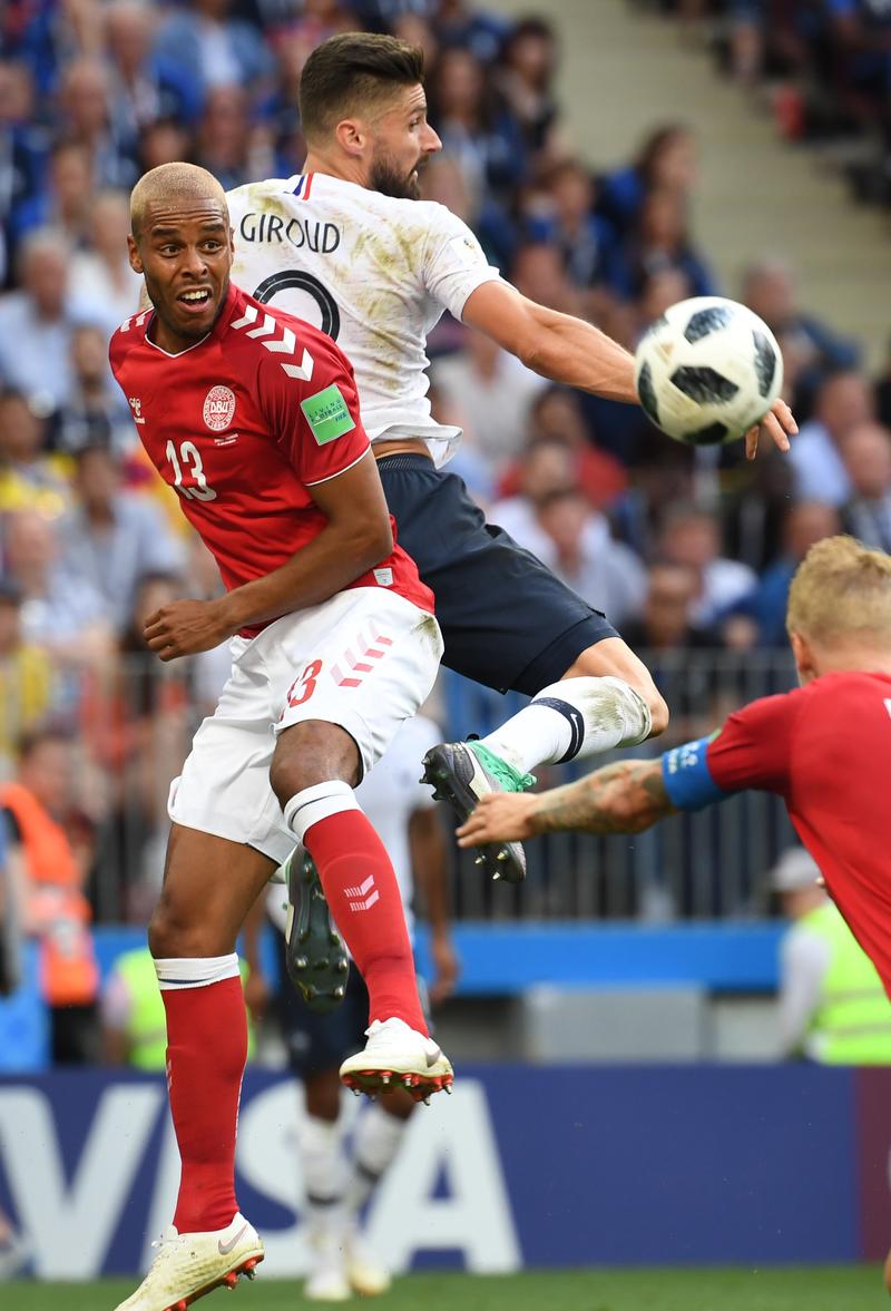 法国队与丹麦队激战正酣：世界杯小组赛D组第2轮回顾