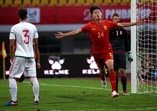 中国U19国青队亚青赛首轮未破门，加紧训练寻求进攻突破