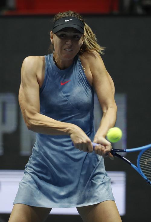 女子网球：力量与美的完美结合