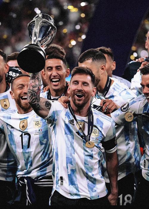 阿根廷大胜厄瓜多尔：晋级美洲杯四强，梅西再创辉煌